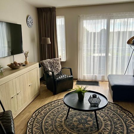 Appartement Ut & Thus, Resort Amelander Kaap Hollum  Exterior foto